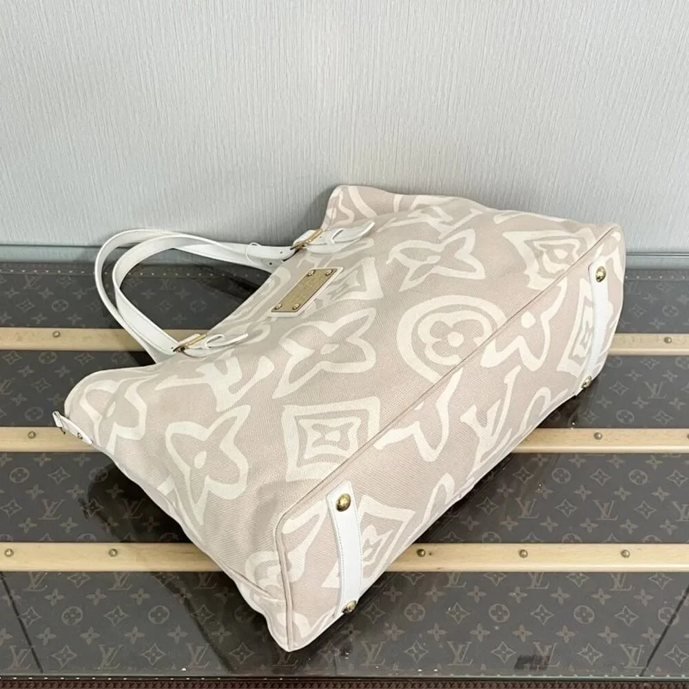 Louis Vuitton Women Pre-Loved Bag Very Good Condition
